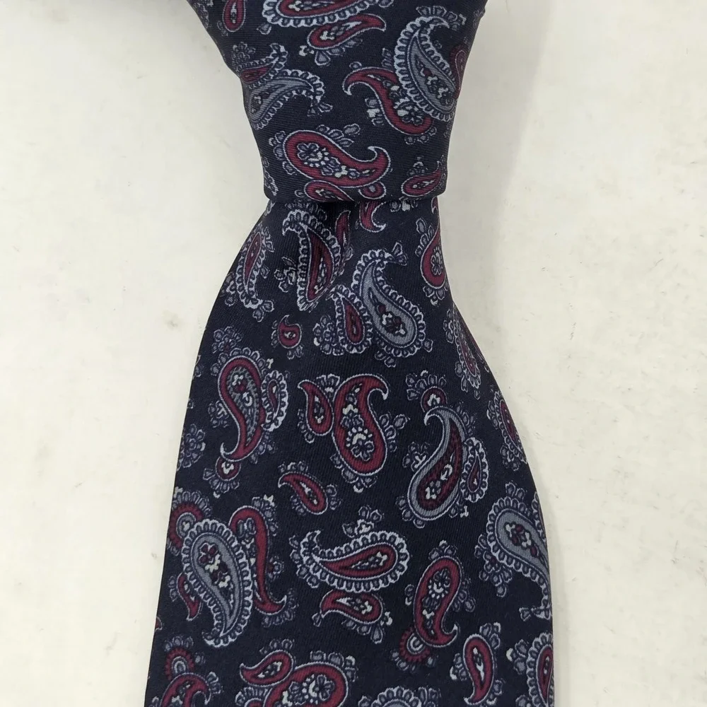 VINTAGE YSL Yves Saint Laurent Classic Paisley Silk Necktie Navy Blue Made USA